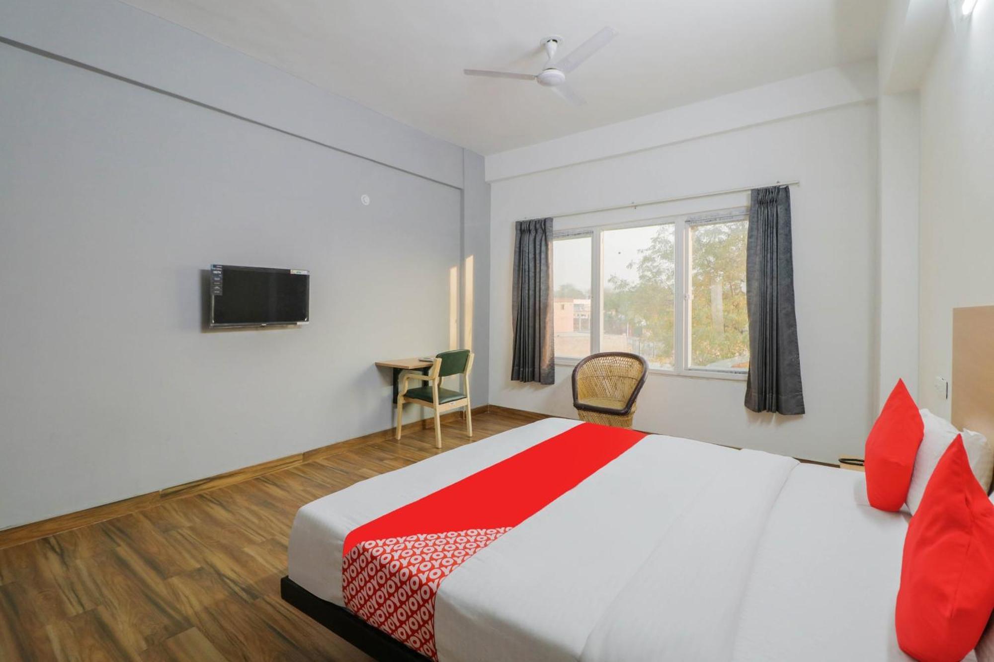 Townhall Bhiwadi Ngoại thất bức ảnh
