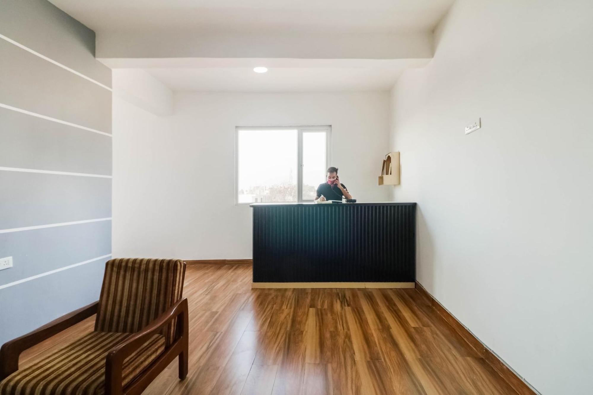 Townhall Bhiwadi Ngoại thất bức ảnh